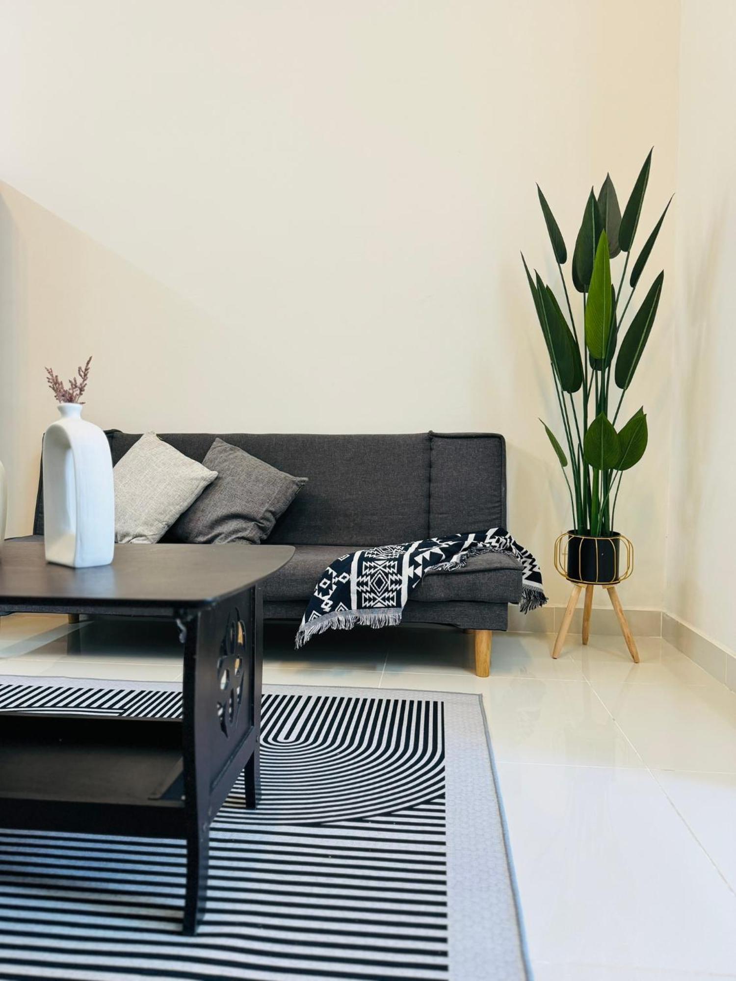 Coresoho By Bkastaycation Kotawarisan Klia Airport, Free Wifi Apartment