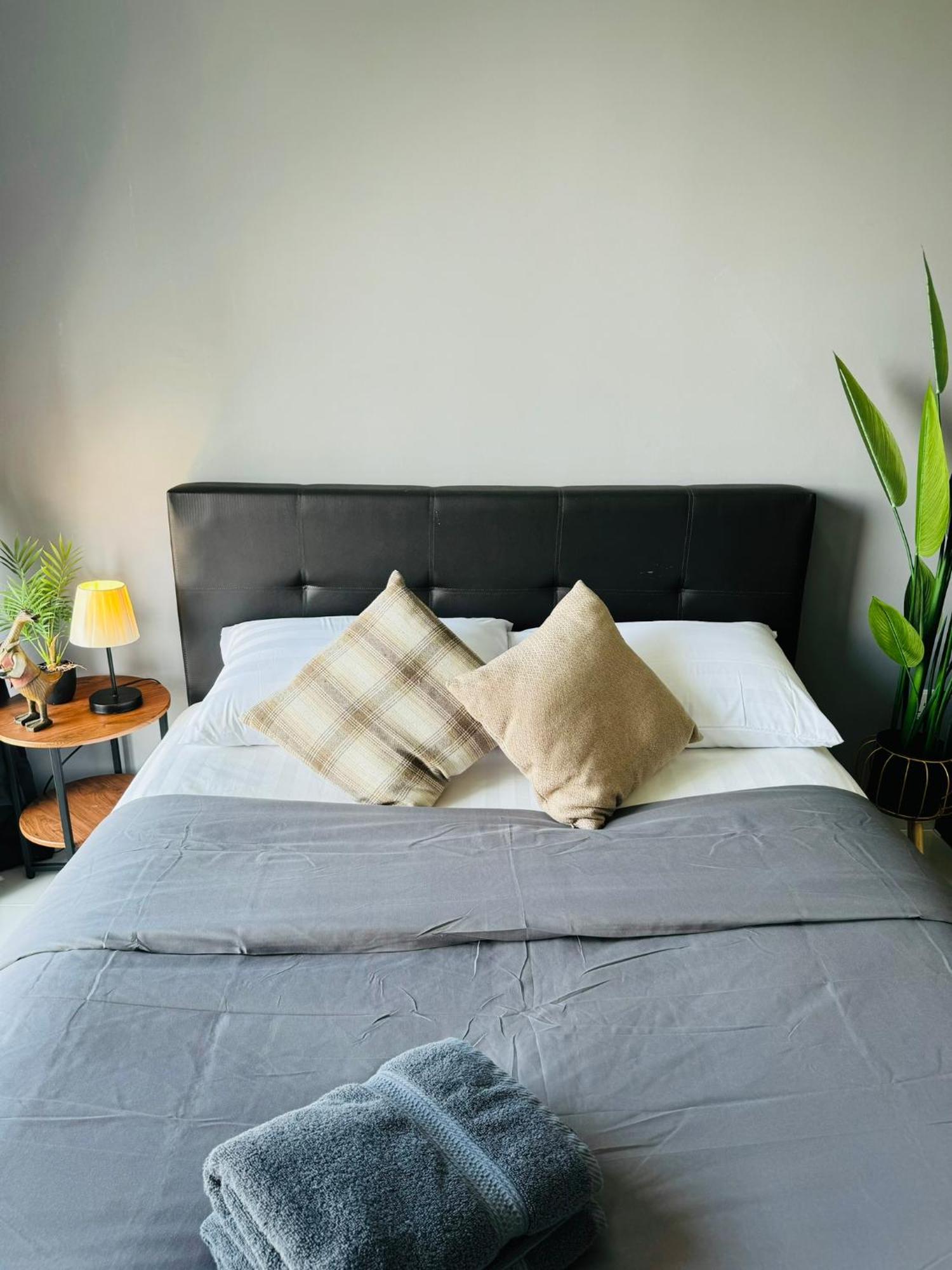 Coresoho By Bkastaycation Kotawarisan Klia Airport, Free Wifi Apartment Sepang